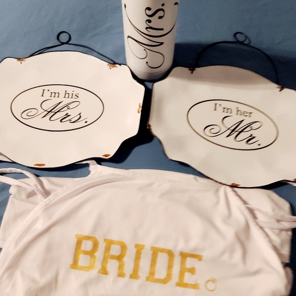 Bride and Groom Bundle.Bride Tank size LG wall plagues and drink container - Picture 4 of 14